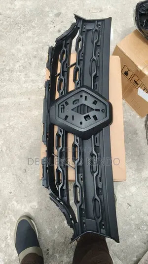 Front Grille Renault Duster , Koleos 2020