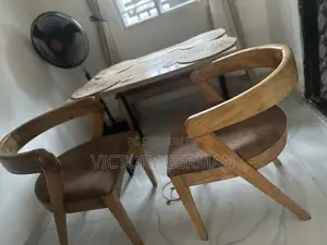 4 Seater Dinning Set