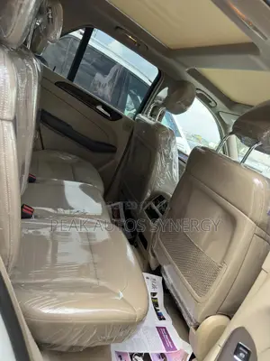 Mercedes-Benz M Class ML350 4MATIC 4dr SUV AWD (3.5L 6cyl 7A) 2015
