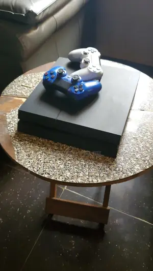 Playstation 4 [ Ps4 ]