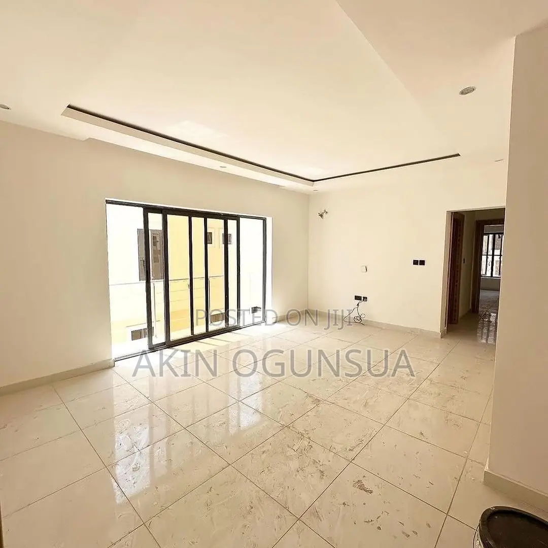 5 Bedroom Duplex