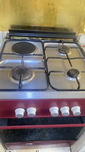 Maxi Standing Gas Cooker With Oven and Grilled