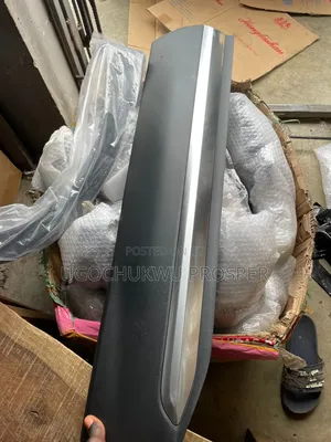 Door Paded Santa Fe 2020
