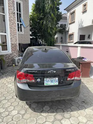 Chevrolet Cruze 2010 Black