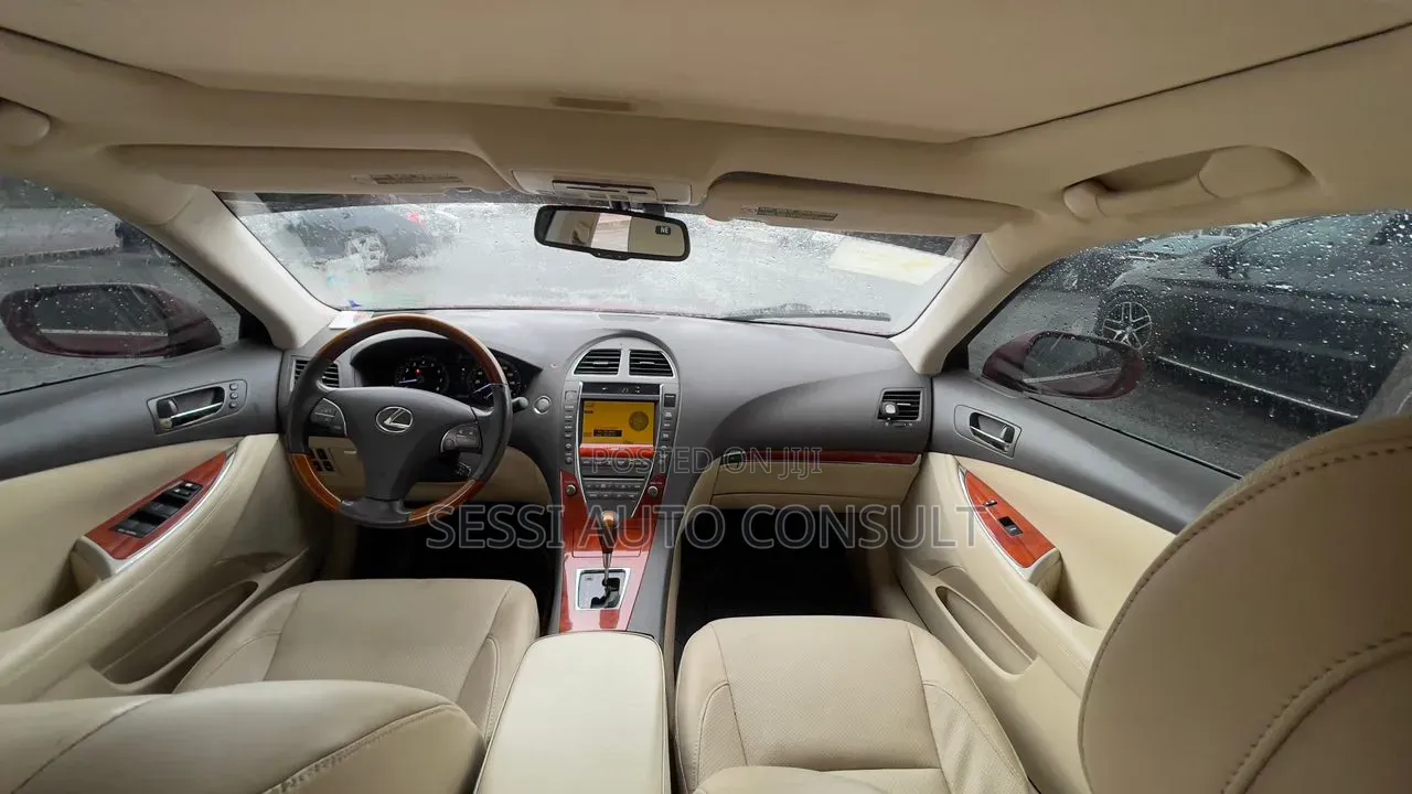 Lexus ES 350 2011 Red