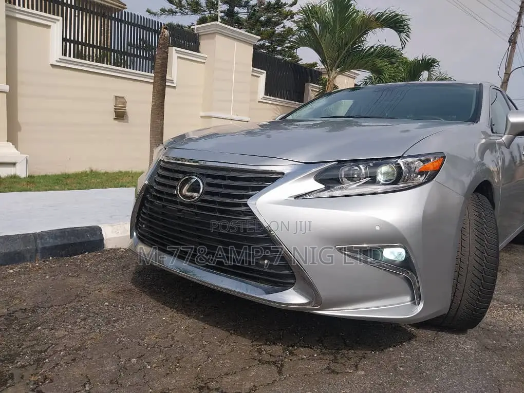 Lexus ES 2015 Silver
