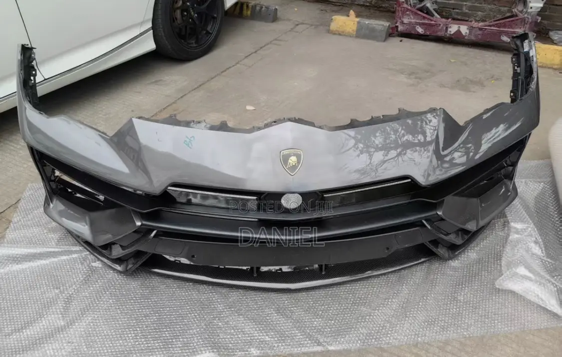 Lamborghini Urus Front Bumper,Back Bumper Available