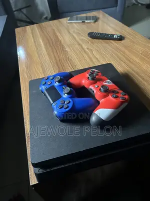 Clean Sony Playstation 4 (Ps4) Slim + 10 Top Games (Fc 25, Gta V, Mk11