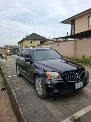 Mercedes-Benz GLK-Class 2011 Black