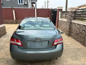 Toyota Camry 2010 Green
