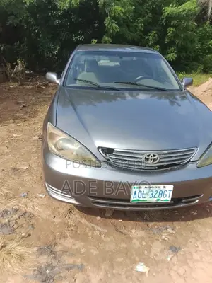 Toyota Camry 2003 Gray