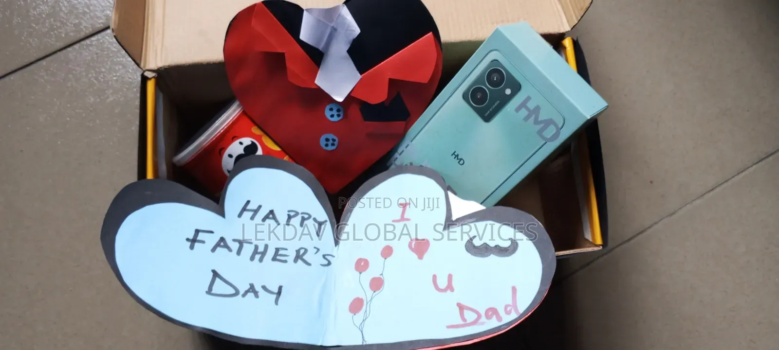 Hand Card Made Craft.