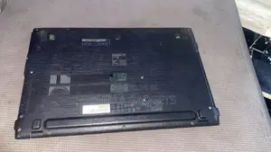 Laptop Acer Aspire E5 4GB Intel Core i3 HDD 1T