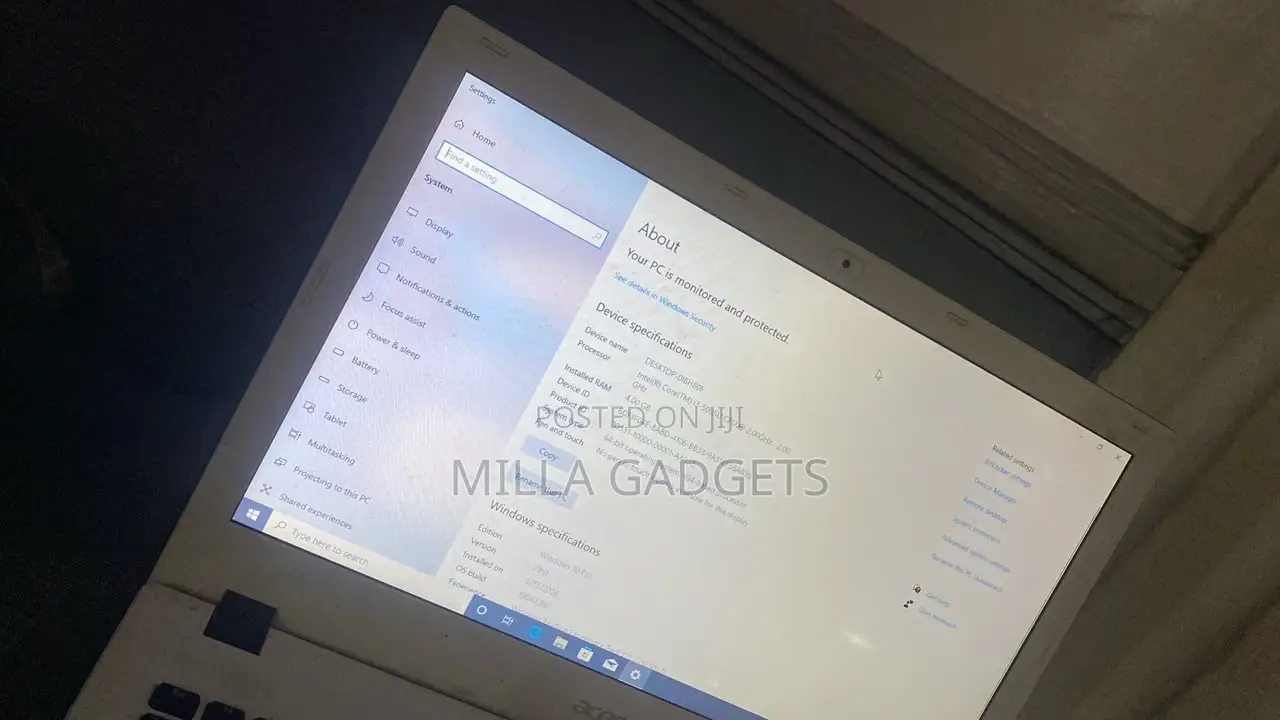 Laptop Acer Aspire E5 4GB Intel Core i3 HDD 1T