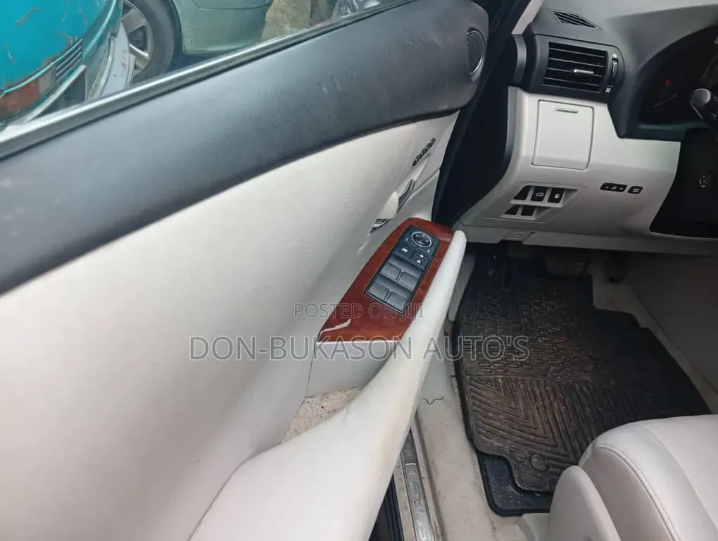Lexus RX 2011 Gray