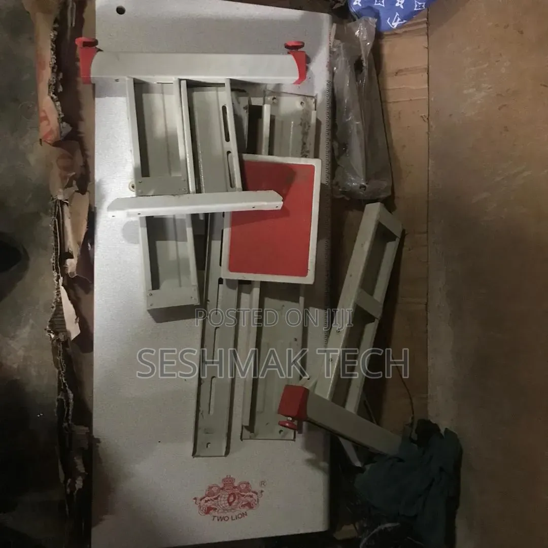 Industrial Sewing Machine