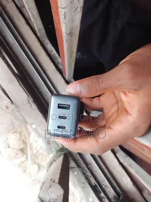 Used Oraimo 65 Watt Gan Charger