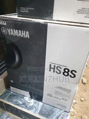 Yamaha Powered Studio Monitor Hs8 - Black