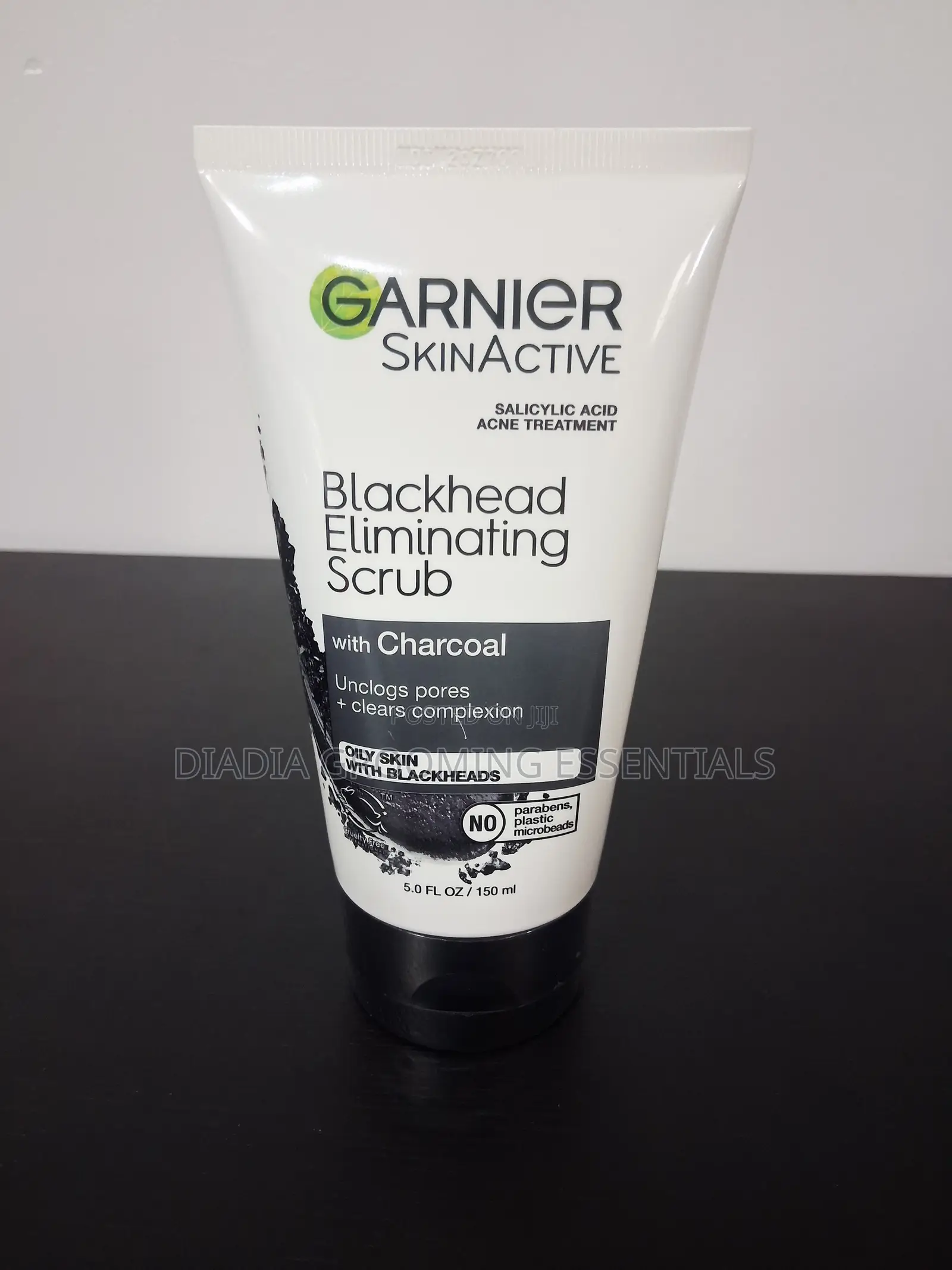 Garnier Blackhead Eliminating Scrub