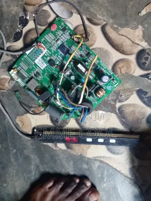 2hp Inverter Daiken in and Outdoor Panel