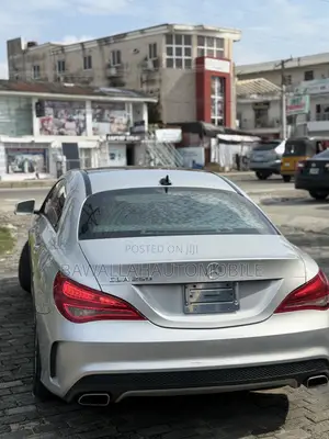 Mercedes-Benz CLA-Class CLA 250 Sedan 2015 Silver