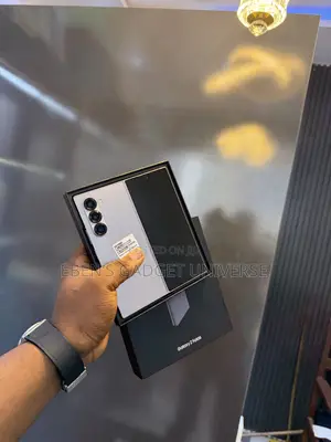New Samsung Galaxy Z Fold6 256 GB Silver