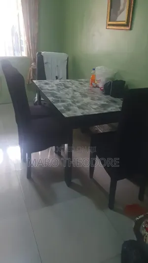 Black Dining Table Chairs