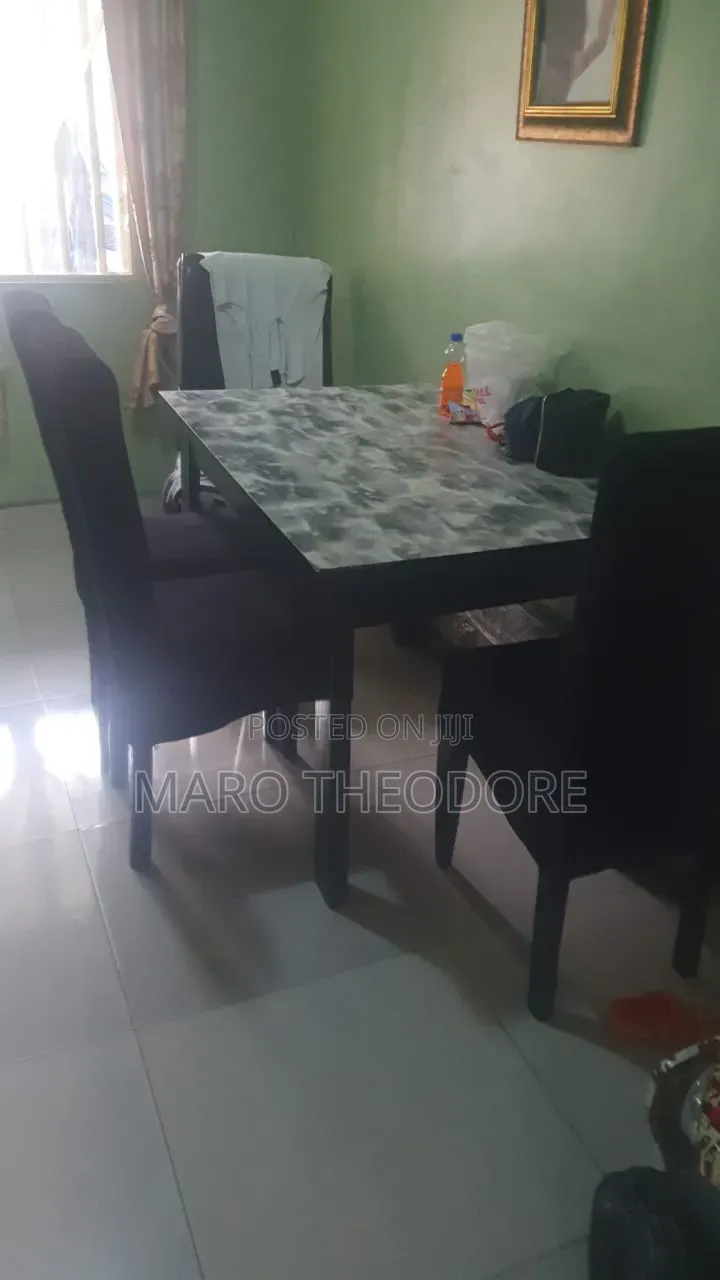 Black Dining Table Chairs