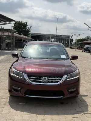 Honda Accord Touring V-6 4dr Sedan (3.5L 6cyl 6A) 2015 Maroon