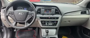 Hyundai Sonata Sport 4dr Sedan (2.4L 4cyl 6A) 2015 Gray