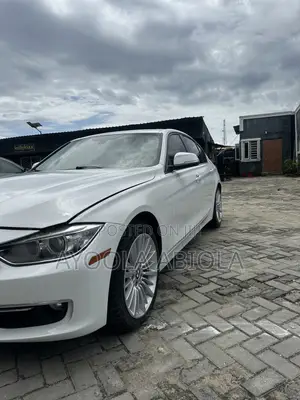 BMW 328i 2014 White