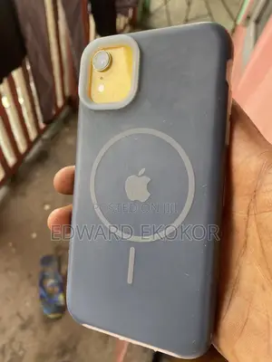Apple iPhone XR 128 GB Yellow