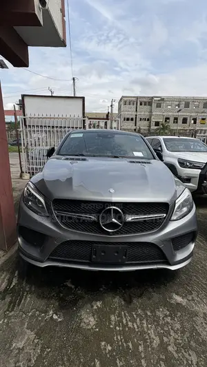 Mercedes-Benz GLE-Class 2016 Gray