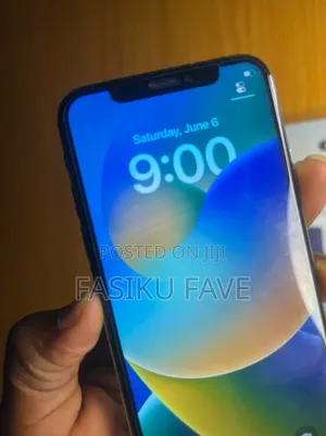 Apple iPhone X 256 GB White