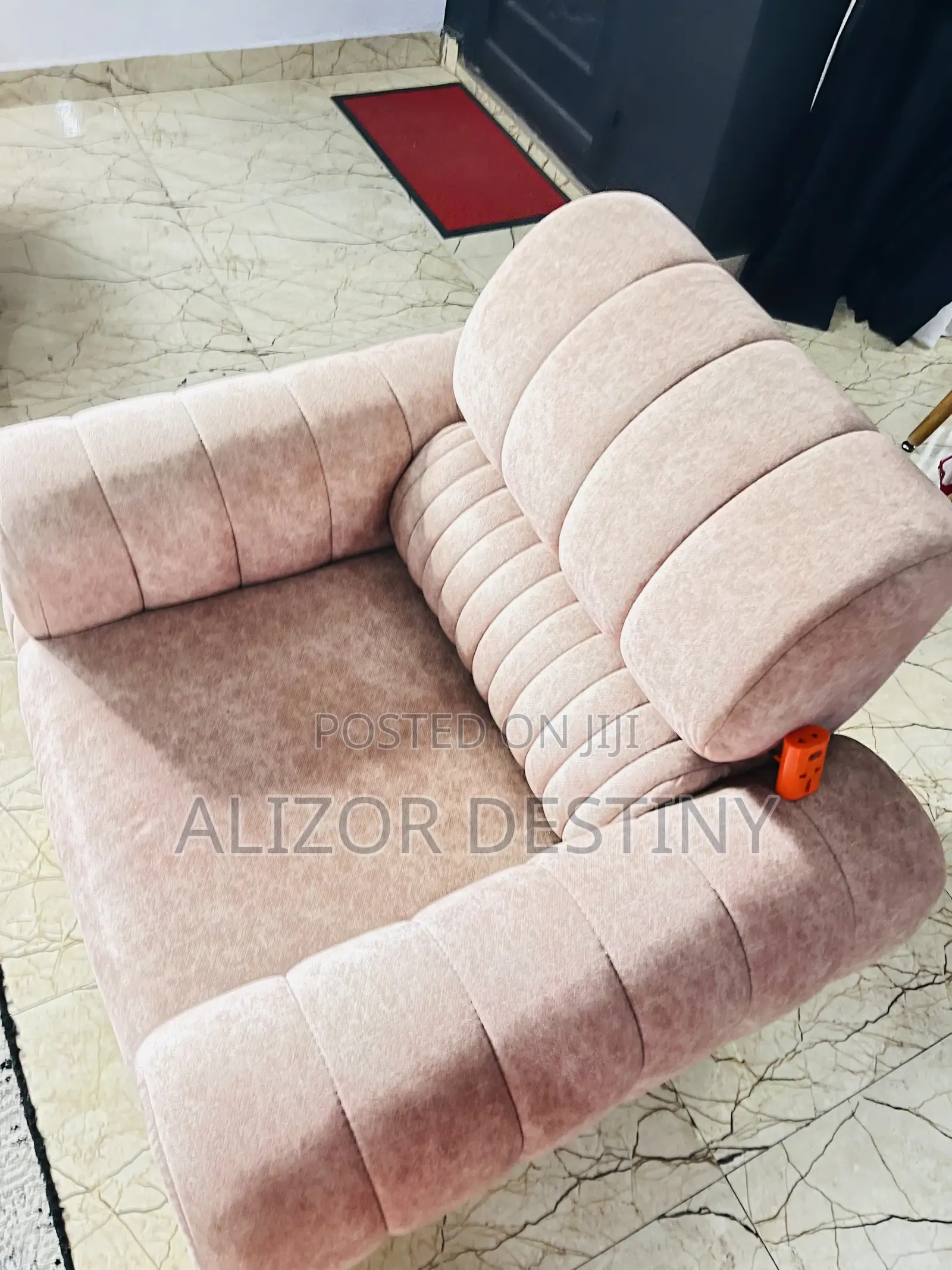 6 Sitter Chairs