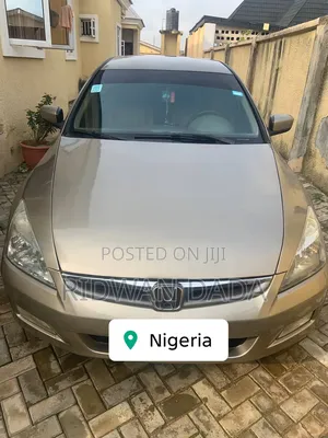 Honda Accord 2006 Gold