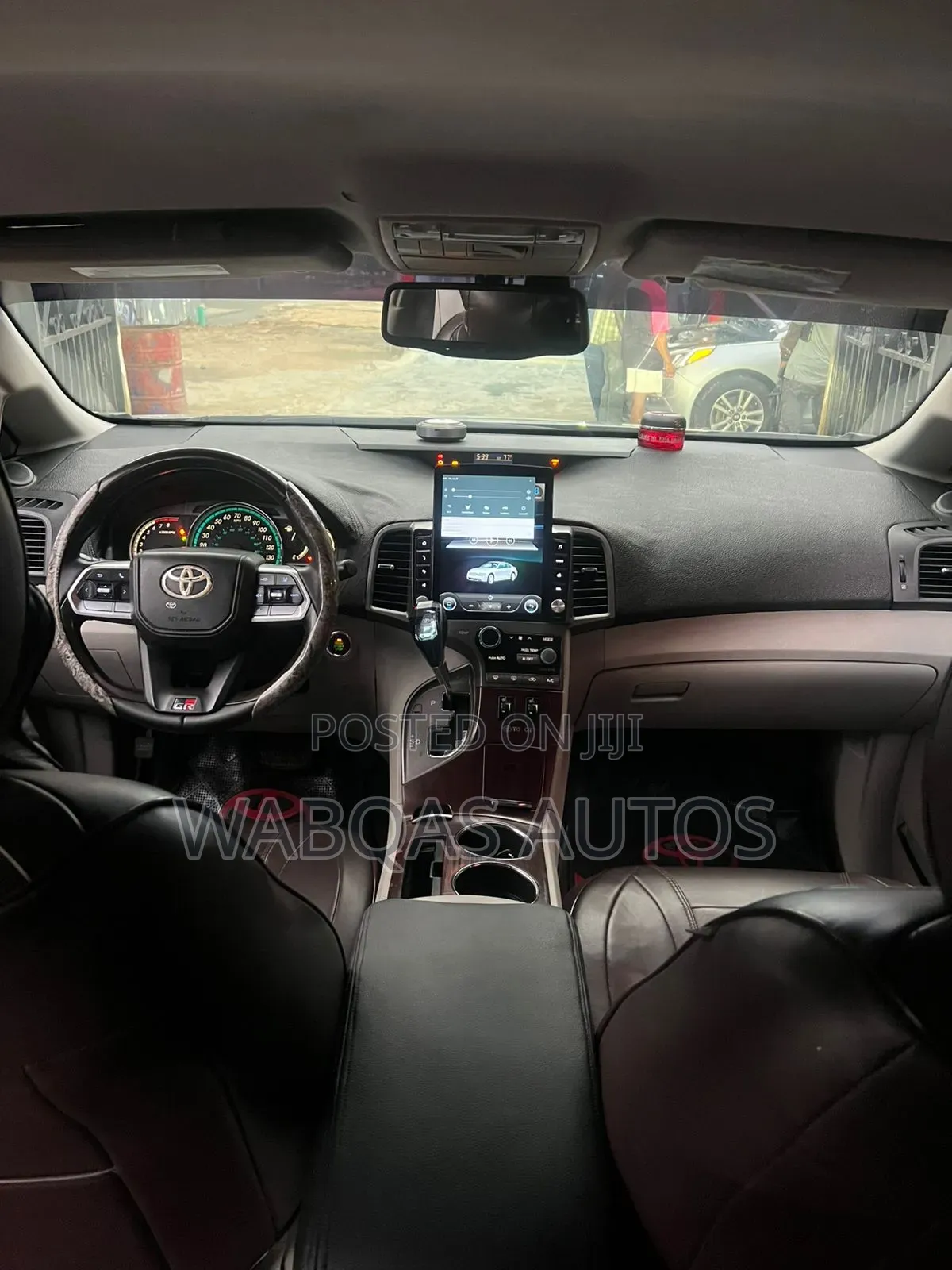 Toyota Venza 2011 Silver
