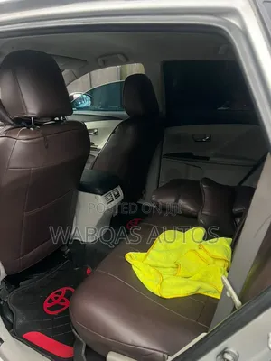 Toyota Venza 2011 Silver