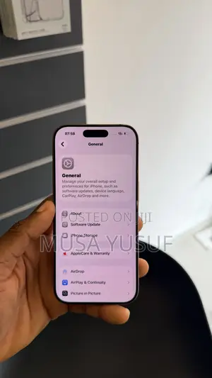 Apple iPhone 16 Pro 128 GB Gold
