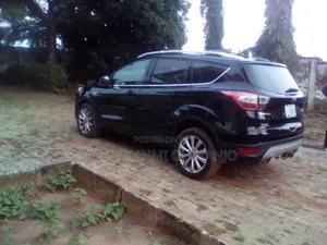 Ford Escape 2019 Black