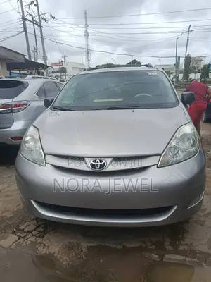 Toyota Sienna XLE AWD 2006 Silver