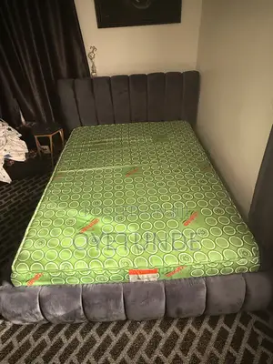 4by6 Quality Bedframe and Bed Floor