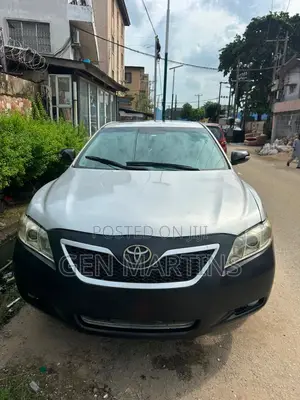 Toyota Camry 2009 Silver