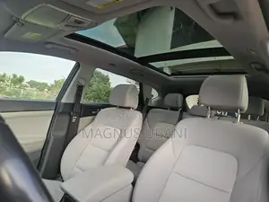 Hyundai Tucson Limited AWD 2017 Gray