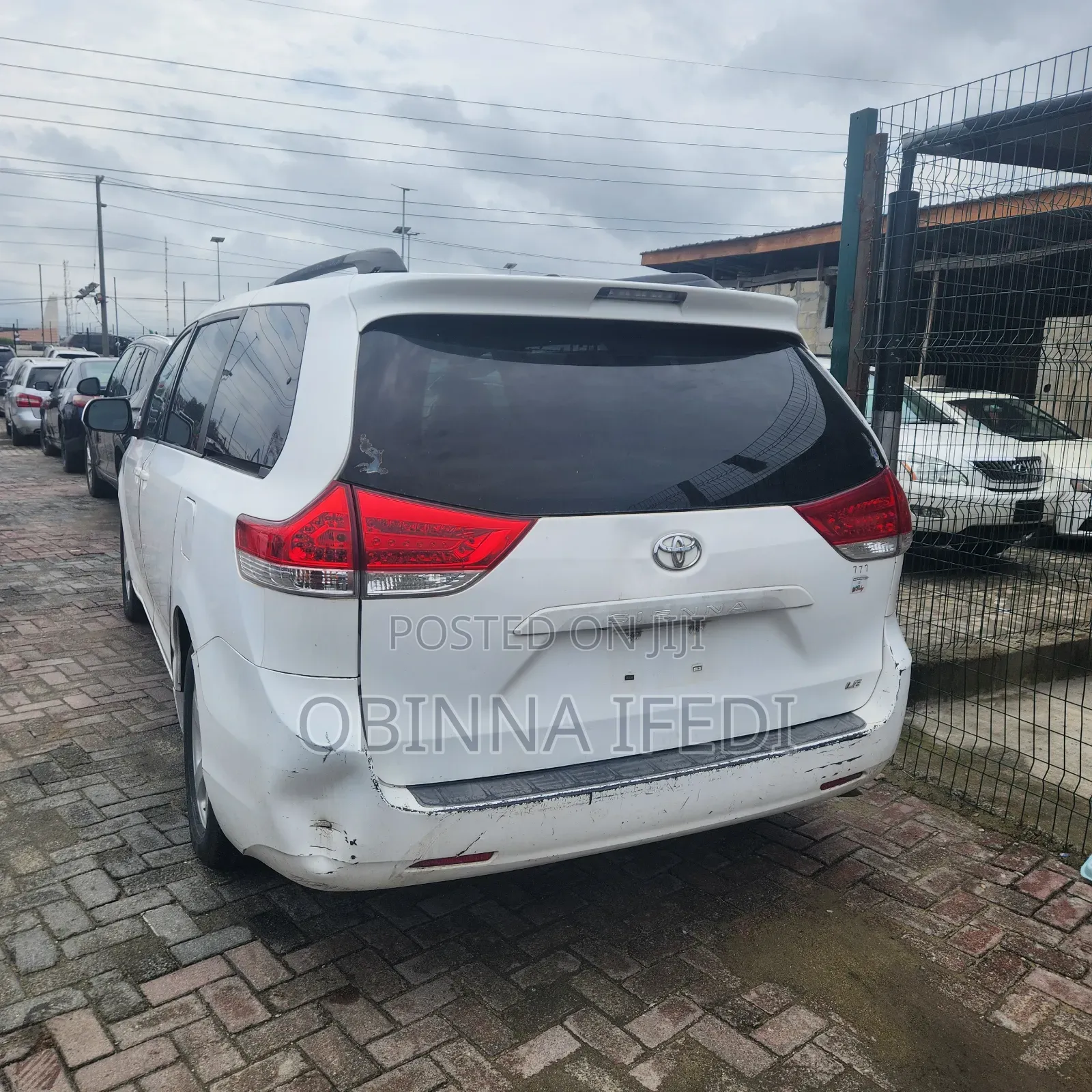 Toyota Sienna 2012 White