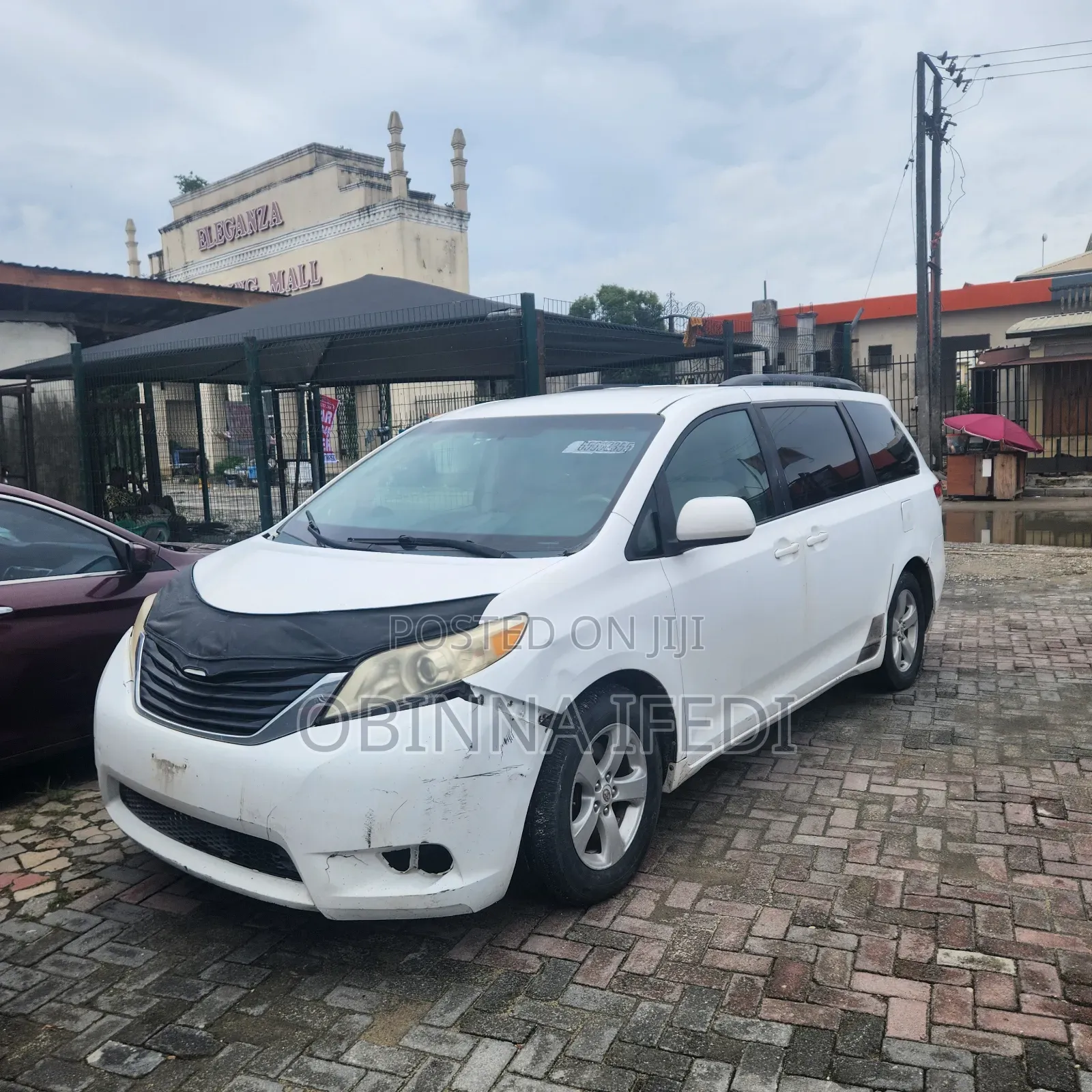 Toyota Sienna 2012 White
