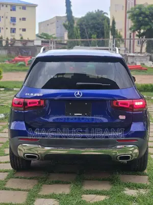 Mercedes-Benz GLB-Class GLB 250 4MATIC 2021 Blue