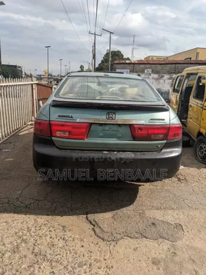 Honda Accord 2005 Silver