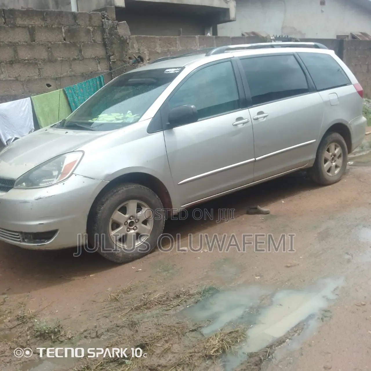 Toyota Sienna 2005 Silver