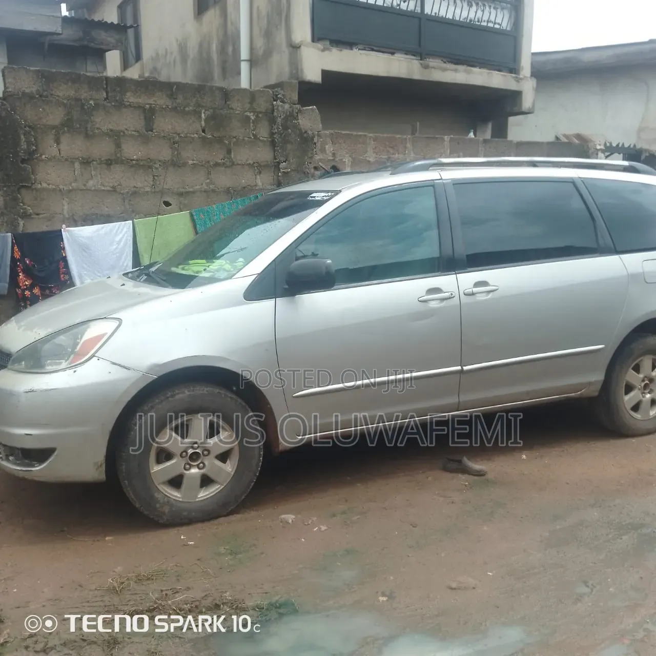 Toyota Sienna 2005 Silver